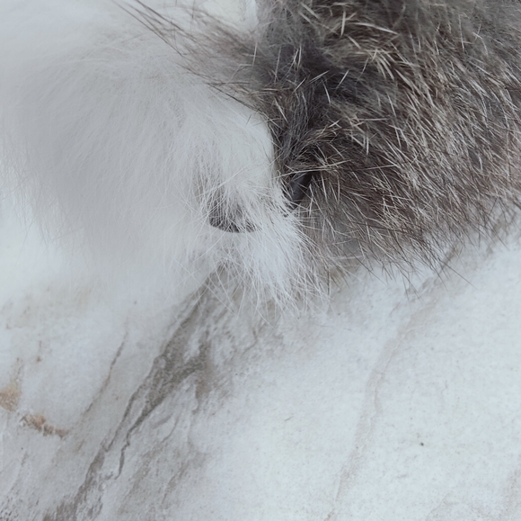 Unbranded Plush Guinea Pig Genuine Rabbit Fur Slippers, Sz M (7-8) - Picture 10 of 10